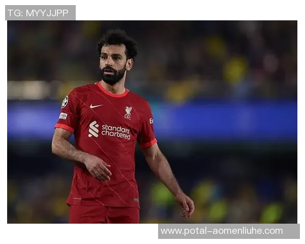 利物浦与曼联对决裁判分析及比赛影响探讨 利物浦与曼联对决裁判分析及比赛影响探讨