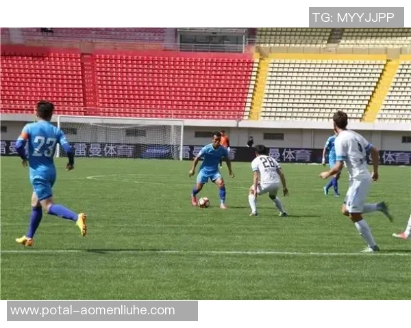 大连超越迎战青岛黄还全力争胜展现球队实力与斗志 大连超越迎战青岛黄还全力争胜展现球队实力与斗志